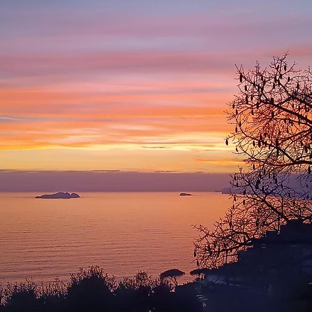 Rays Of Sun - Apartment Positano Bagian luar foto