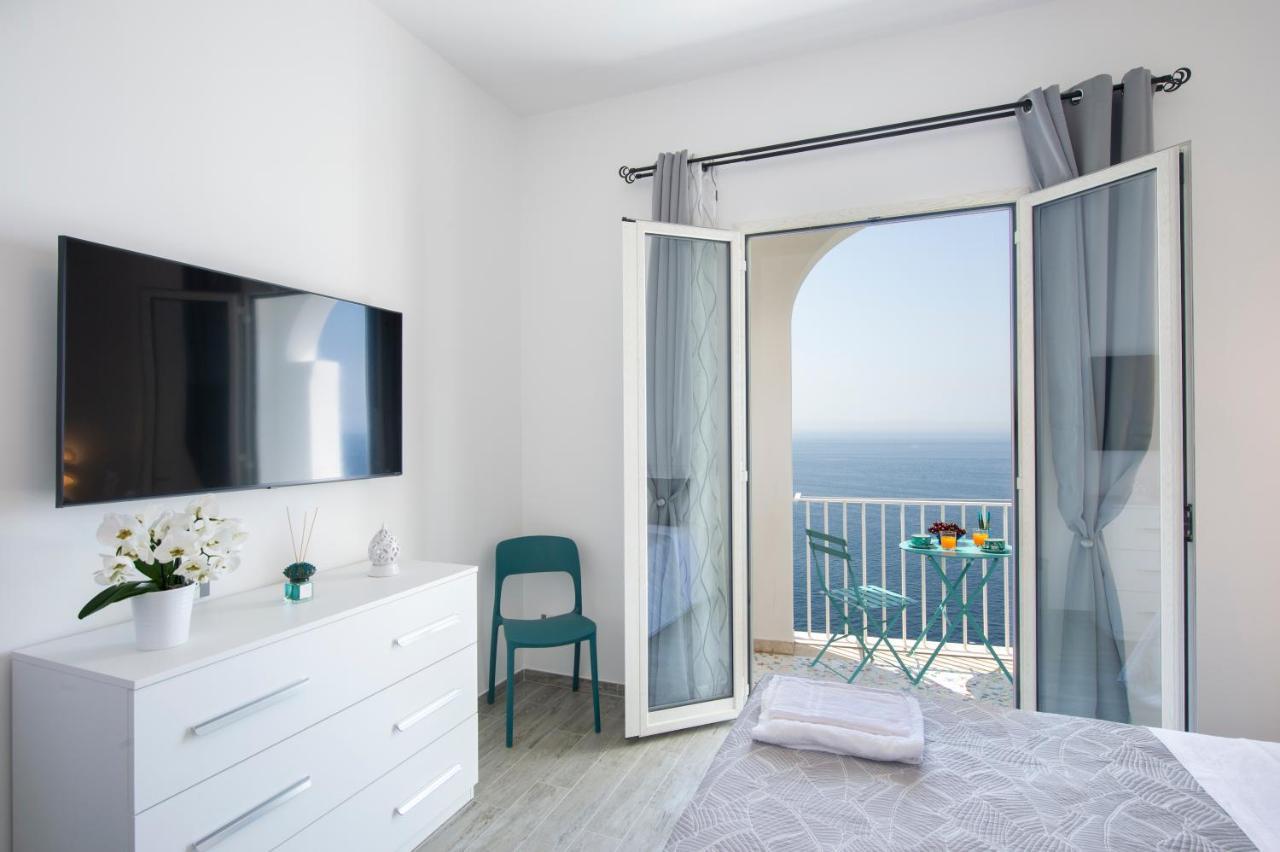 Rays Of Sun - Apartment Positano Bagian luar foto
